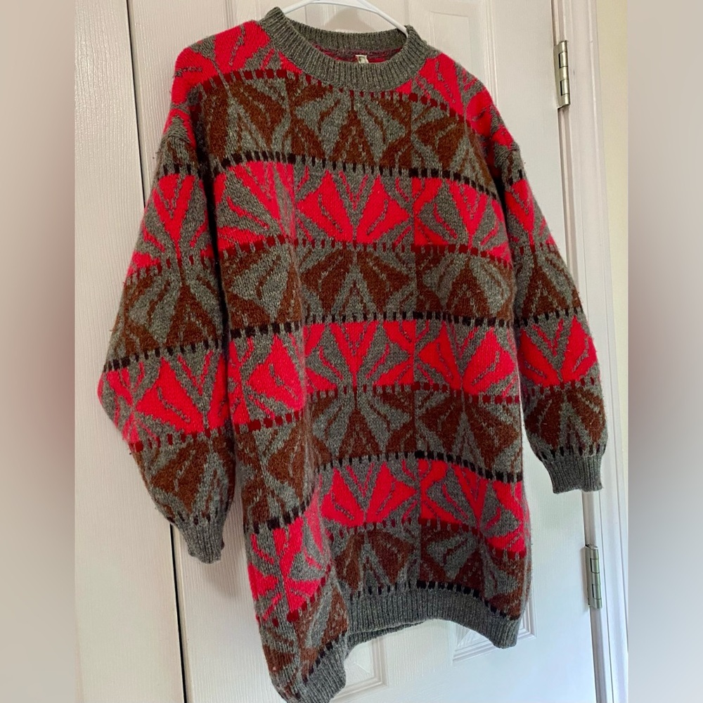 Women Large Vintage Benetton geometric print sweater 100% wool